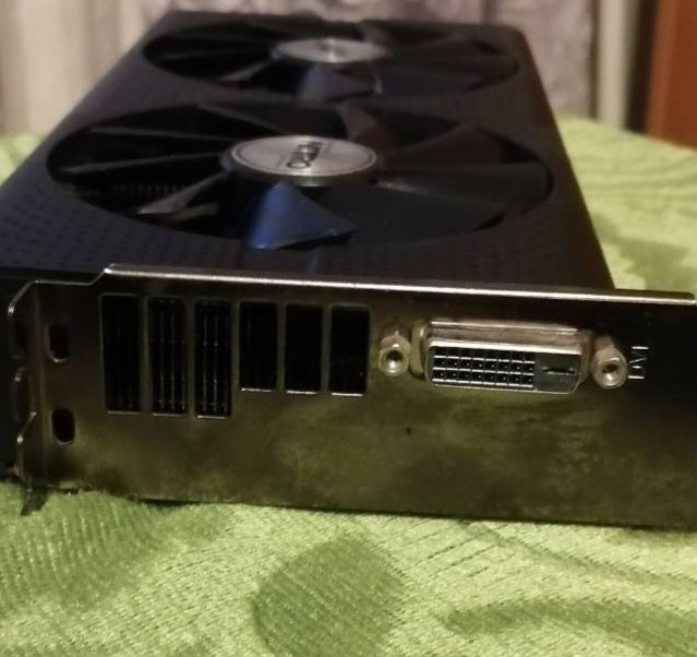 Продам відеокарту 8 Gb SAPPHIRE RX 470