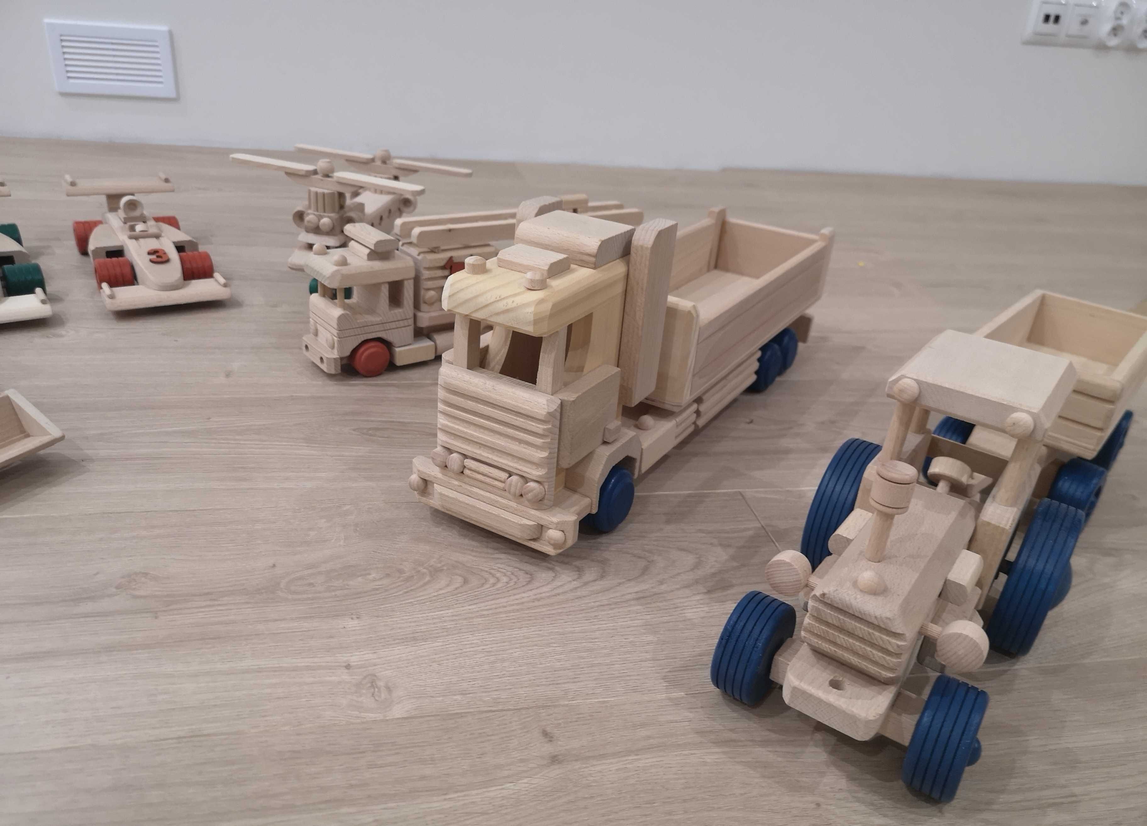 Drewniany pojazd samochod helikopter traktor itp