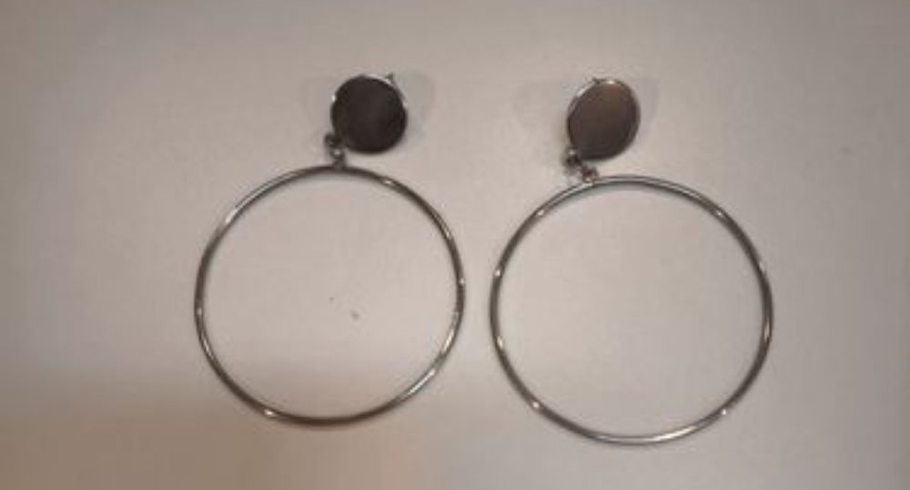 Сережки стильні гарні