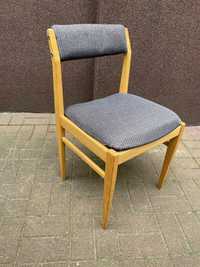 Krzesła tapicerowane prl midcentury - 5 sztuk
