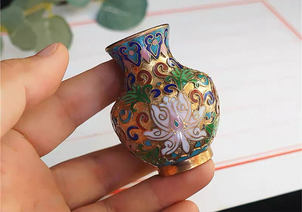 Conjunto lindissimo de seis peças Cloisonée. Novo. Uma peca 9*4, 7*3,