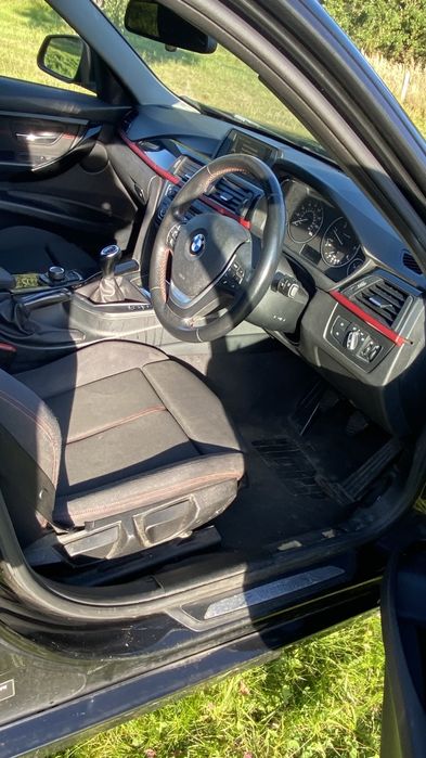 BMW F30 318d 2014 Anglik N47D20C