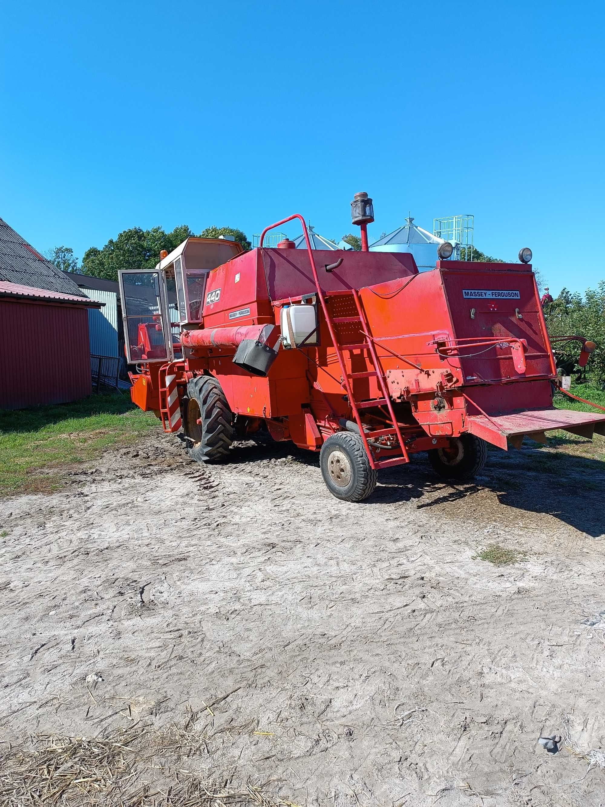 Massey Ferguson 440