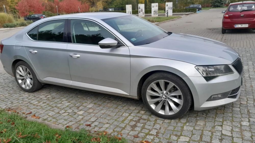 Skoda Superb Skoda Superb Liftack 2,0 TDI 150 KM Salon PL