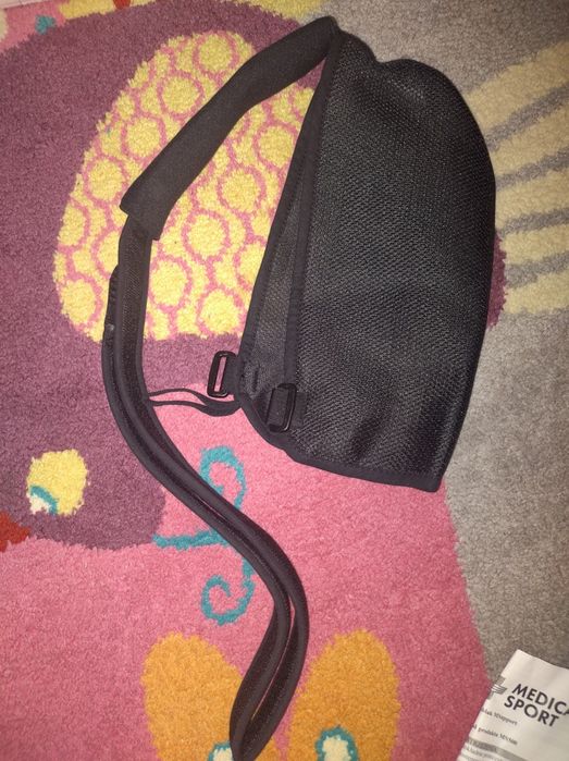 Temblak msuport 22-28 cm czarny