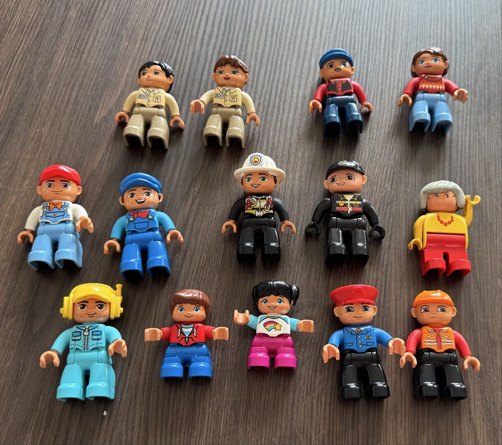 LEGO Duplo - 10 zestawów - 390 elementów