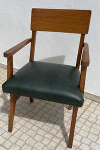 Cadeira braços restauradas