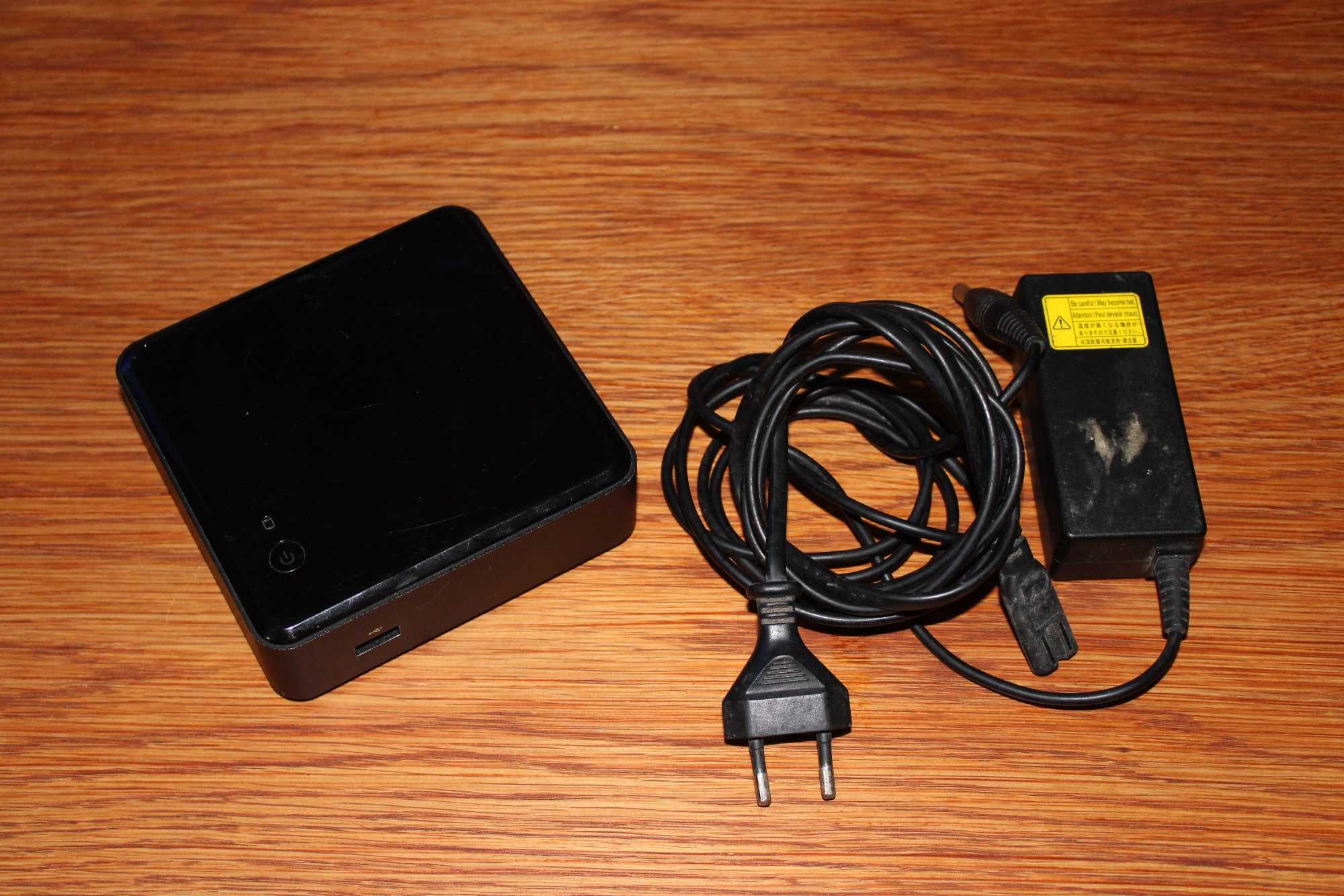 Intel® NUC Kit DC3217IYE