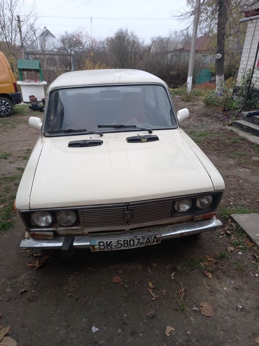 Продаю Ваз 2106 . Всі питання по телефону.