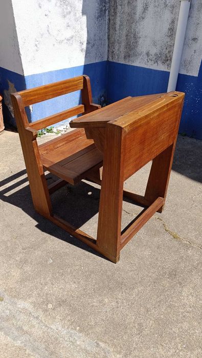 Carteira Escolar (antiguidade)