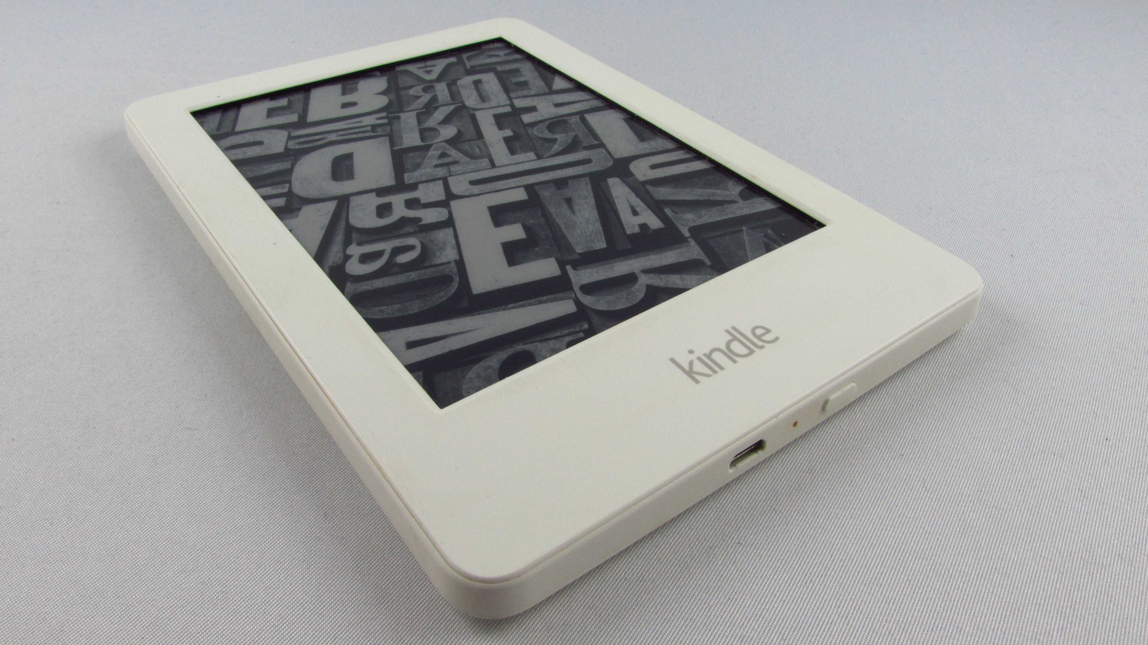 AMAZON - Kindle WP63GW Touch 7 Basic 1  - Ebook Czytnik Biały