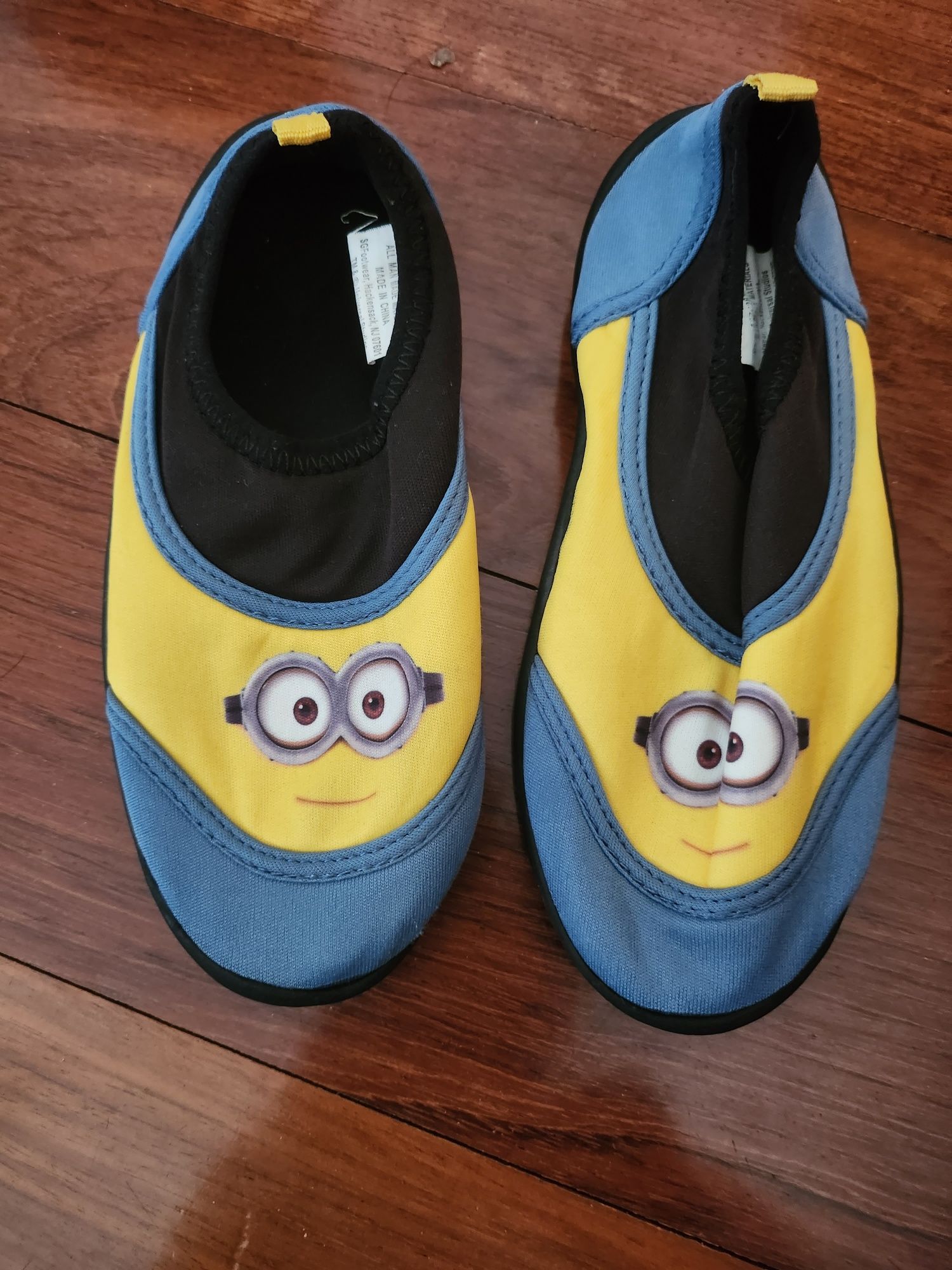 Buty do wody Minionki r 32