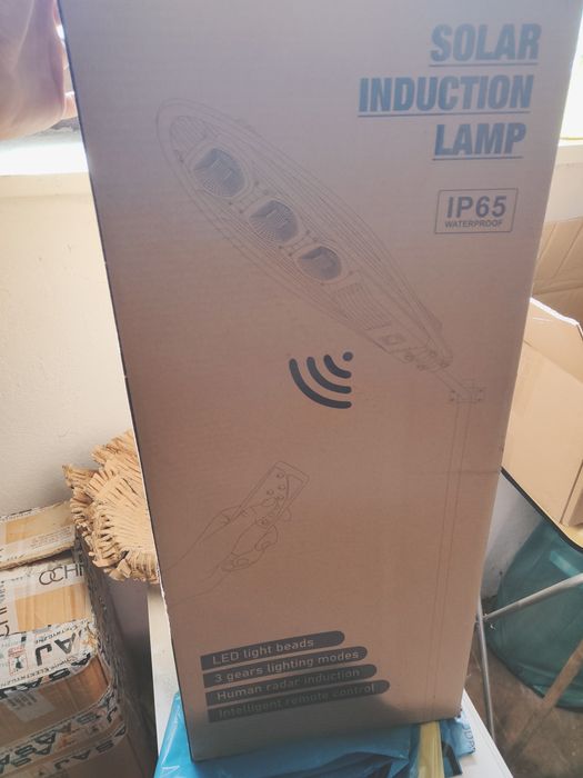 Lampa LED indukcyjna