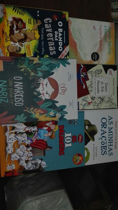 Livros infantis - Títulos variados em excelente estado
