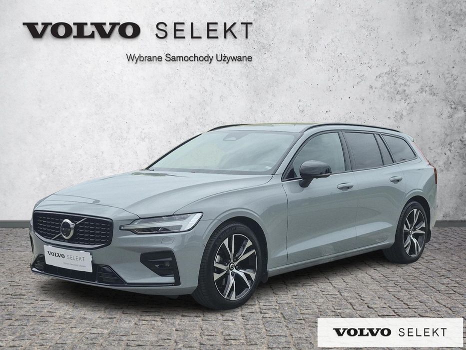 Volvo V60 B4 2.0 197+14 KM B Plus Dark aut, 360° camera*BLIS*ACC