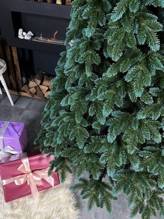 ялинка Канадська лита зелено-блакитна №7 2,1м. в коробці