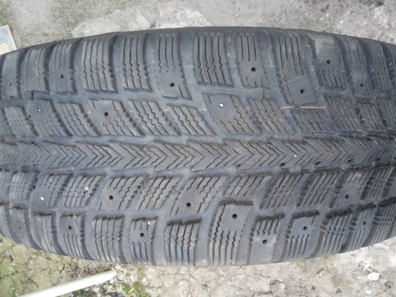 Продам резину estrada samurai 195/65r15