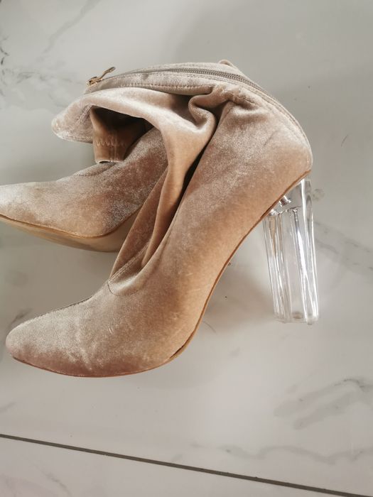 Botki damskie SIMMI London na przezroczystym obcasie