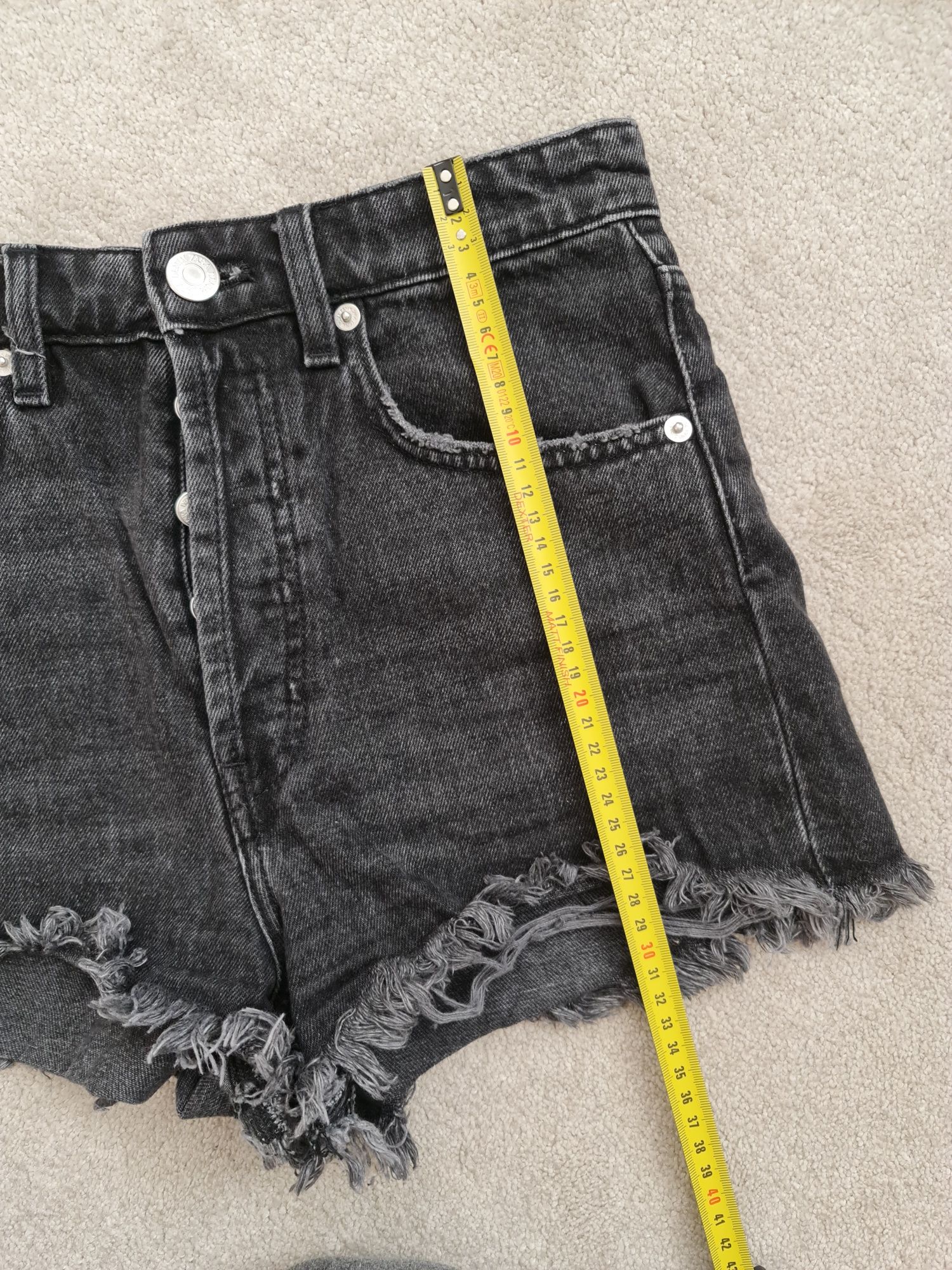 Zara spodenki damskie jeansowe rozmiar 34. Wysyłka OLX