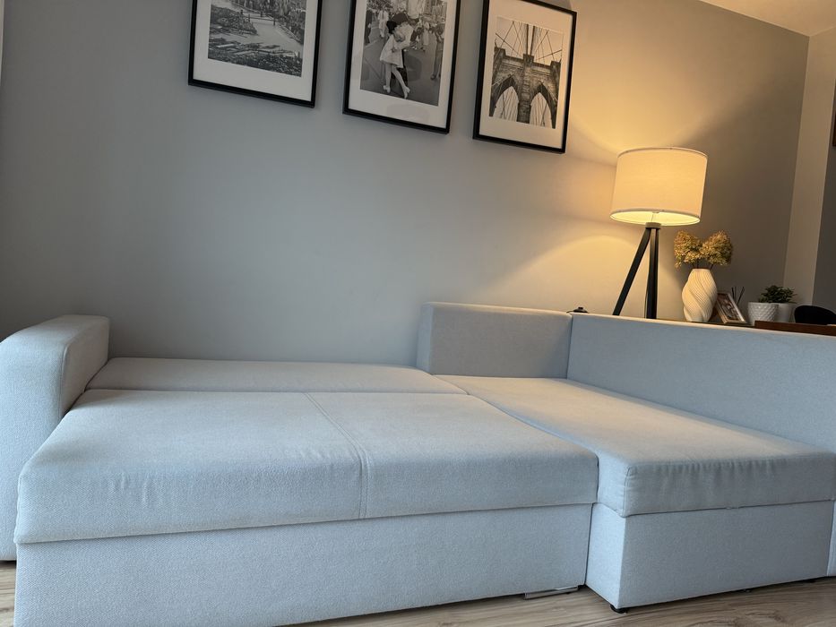 Narożnik z funkcją spania, 2 pojemniki, pufa