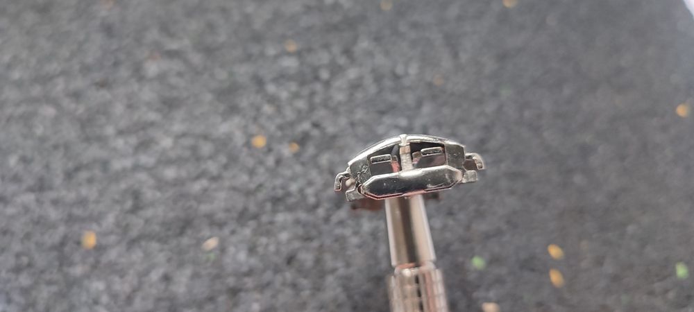 Т-образный регулируемый станок