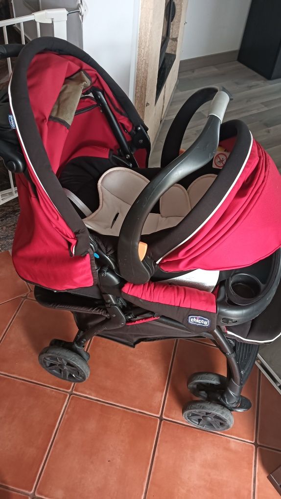 Conjunto Chicco Carrinho/ Ovo/ Marsúpio
