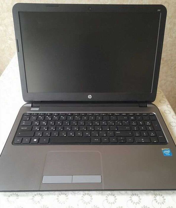 Ноутбук HP 250 G3 - 16 gb оперативка. Windows 10-11