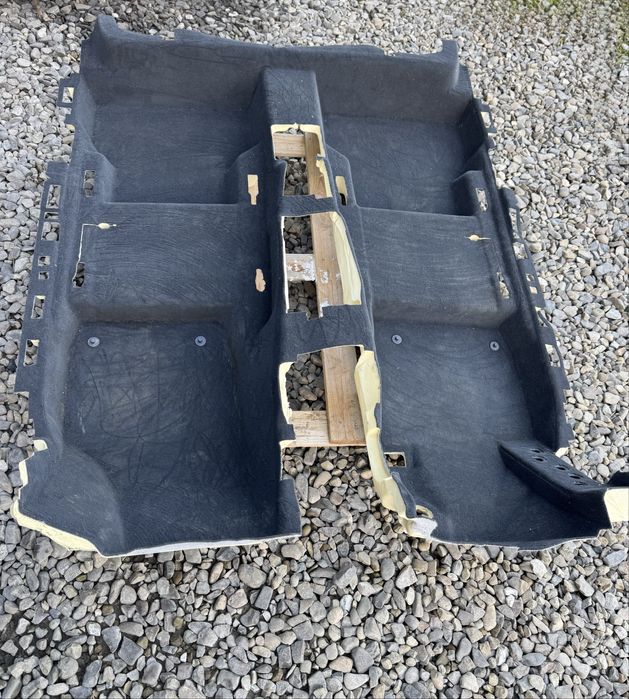 Audi q5 80a 80а ковролін килим підлога чорна