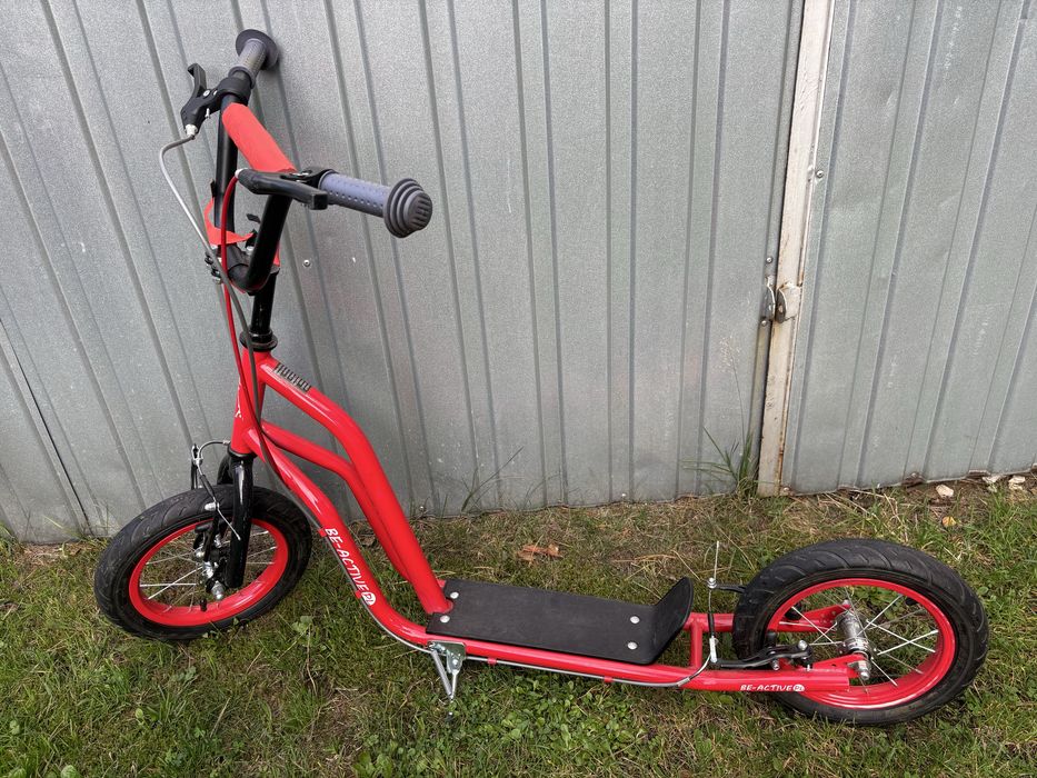 Hulajnoga z pompowanymi kołami