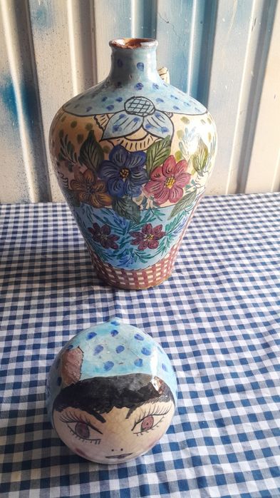 Garrafa em barro com caneca