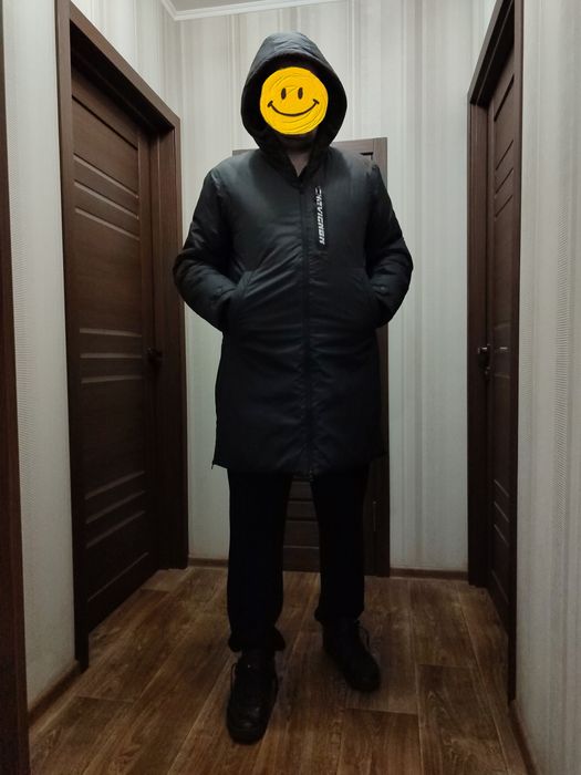 Оригинальный новый мужской пуховик.