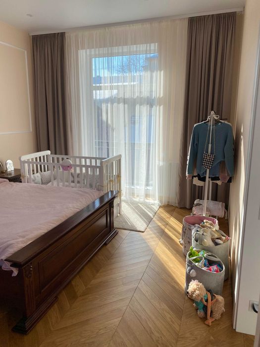 Продається житловий будинок у місті Броди