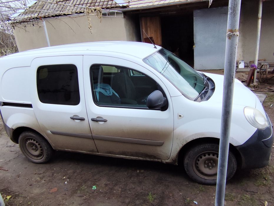 Продам авто  рено кенго 2 213р