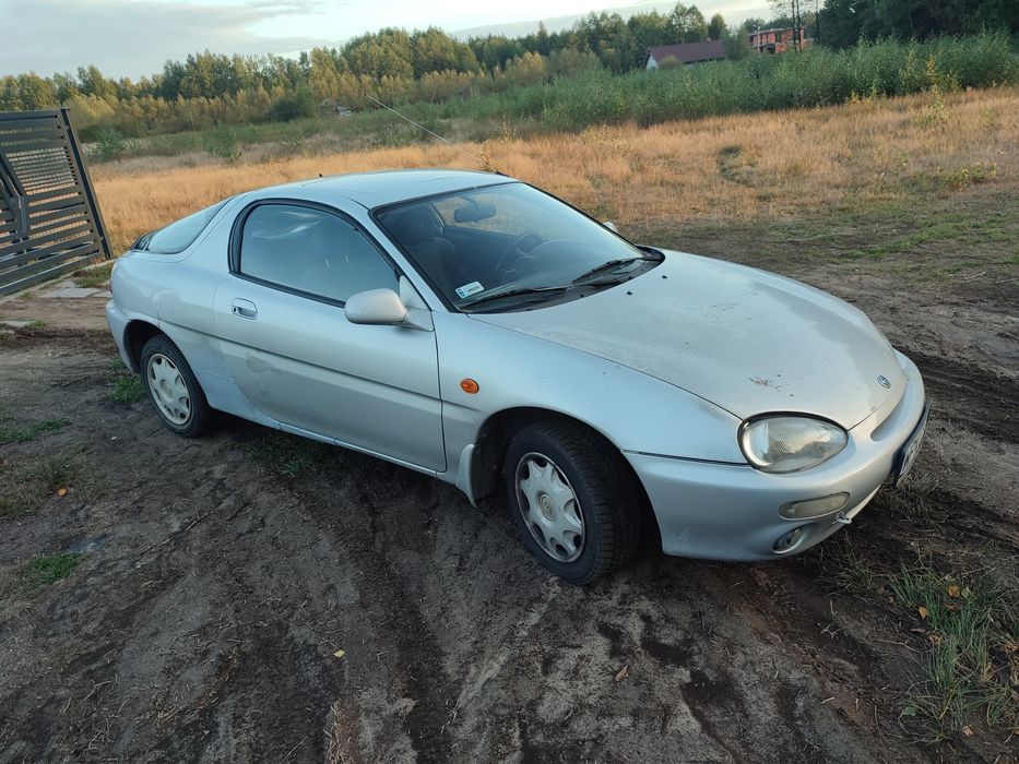 Mazda mx3 1.6 b, automat