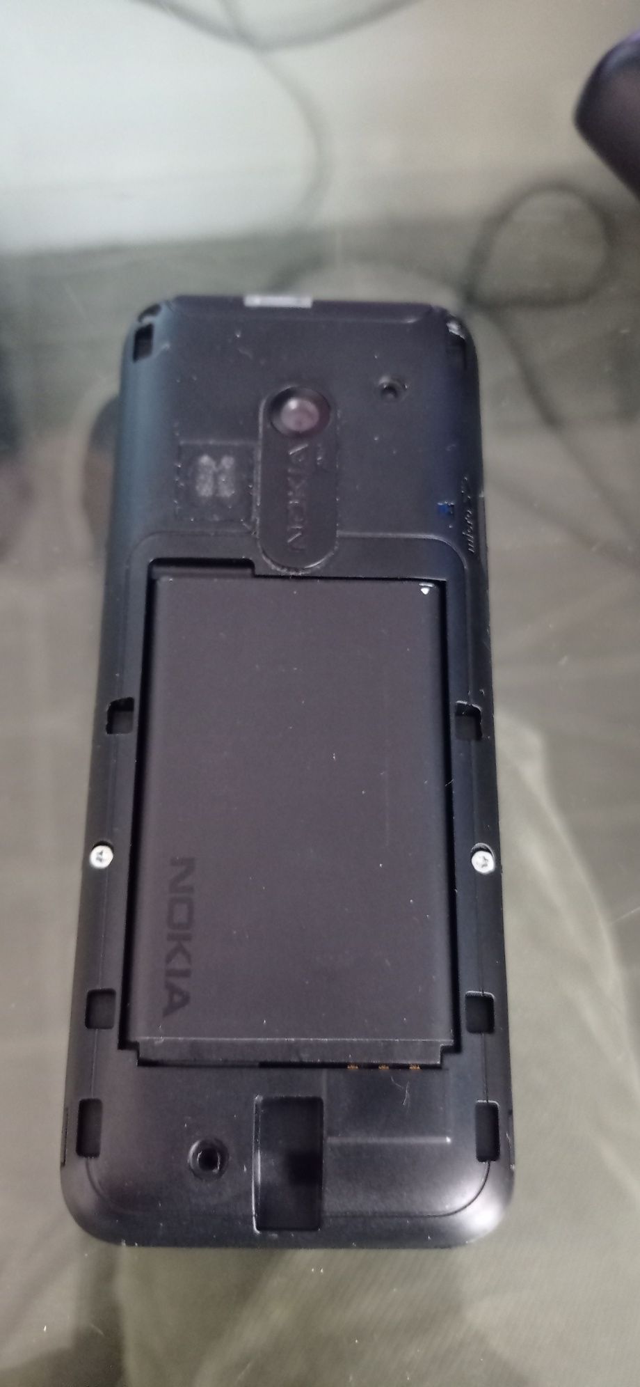 Nokia rm 970 bloqueado 96, com carregador USB
