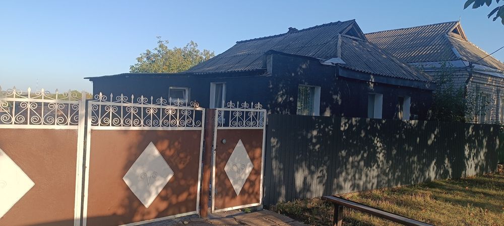 Продам будинок   в Арузинці