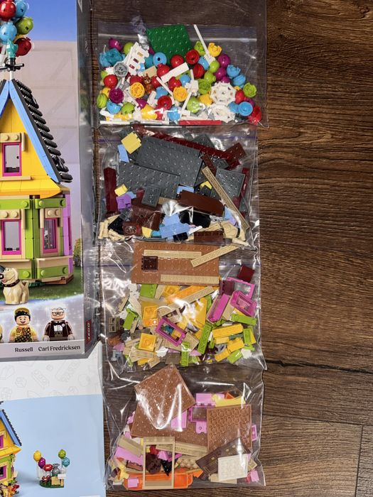 Конструктор Lego Friends Disney 43217 , 41749 , 42649
