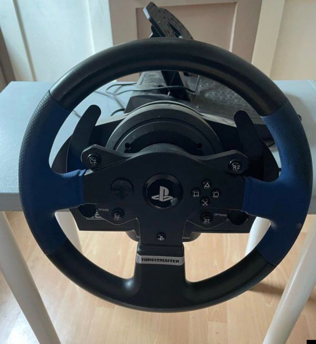 Руль thrustmaster t150 + 2 педалі, гарний стан
