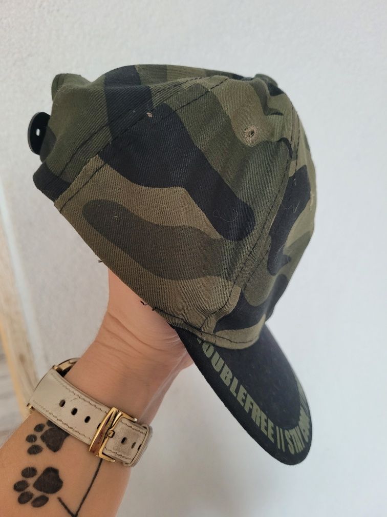 Czapka moro z daszkiem 54 cm chłopiec