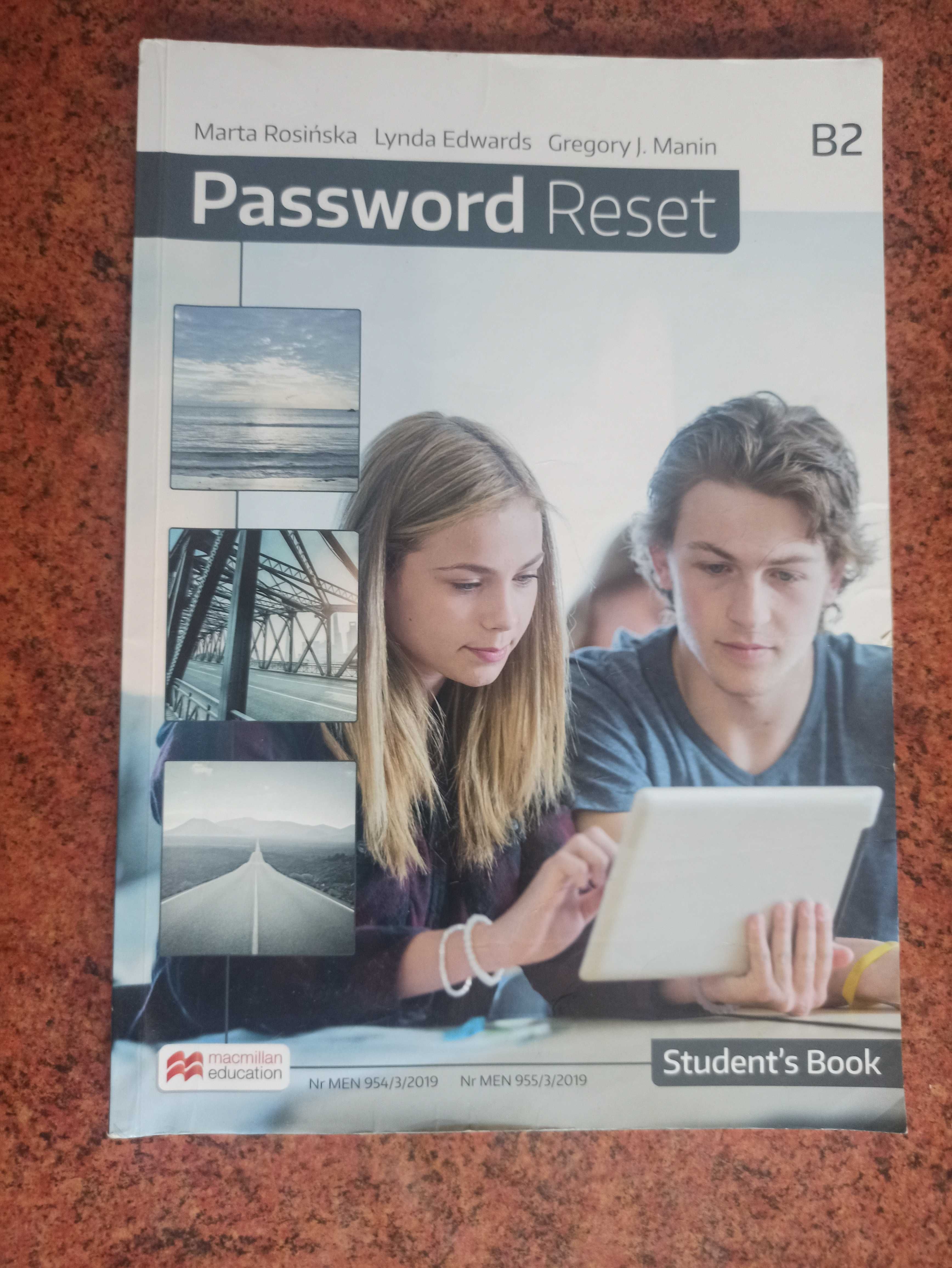 Podręcznik: Password reset B2 student's book