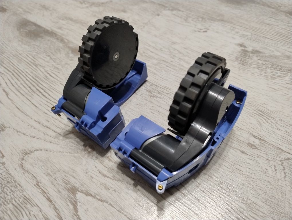 Moduł koła lewego ,L` + Moduł koła prawego ,R` Irobot Roomba 630