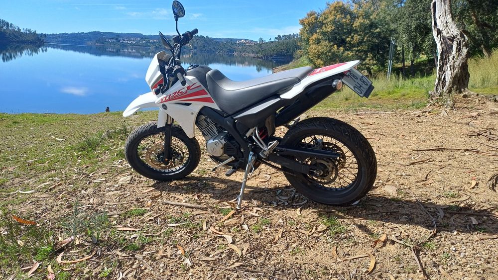 Moto YAMAHA XT 125 X