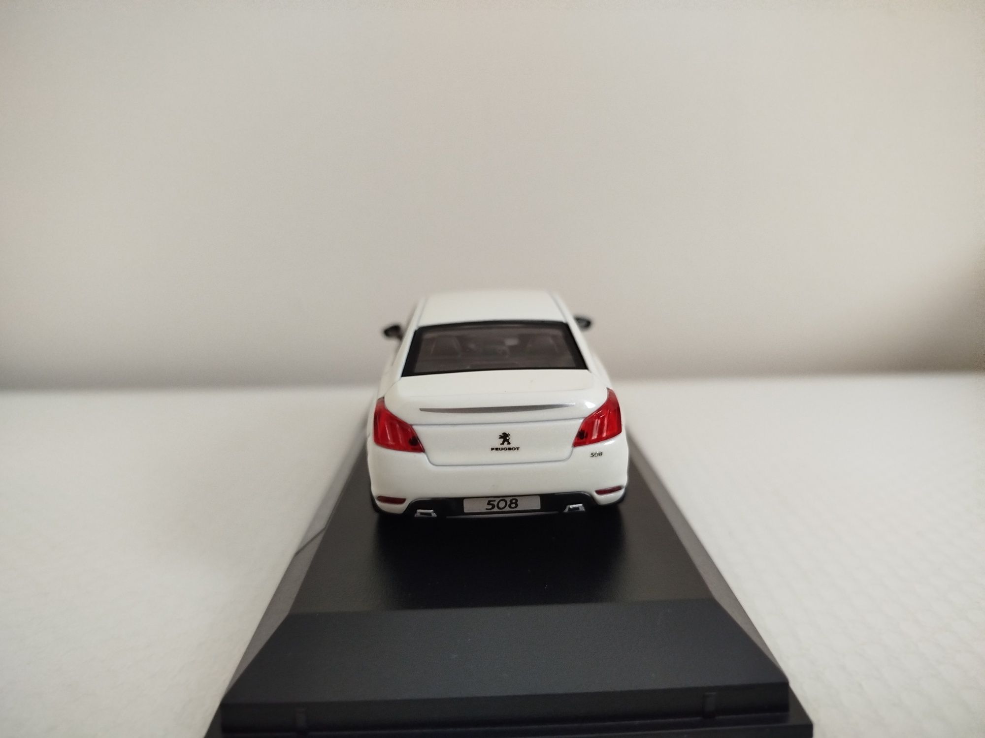 Miniatura Peugeot 508 Nova 1/43