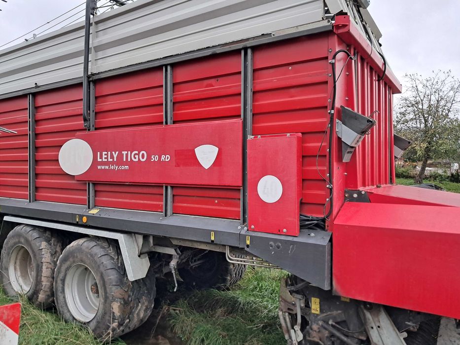 Przyczepa samozbierająca LELY TIGO 50 rd