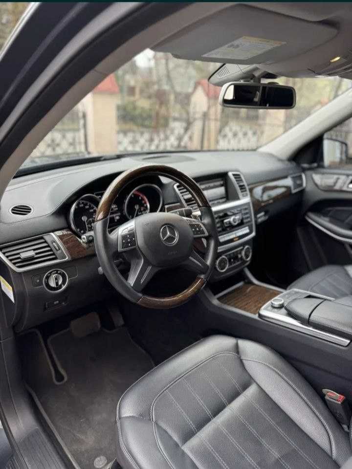 Продам автомобіль Mercedes GL 350