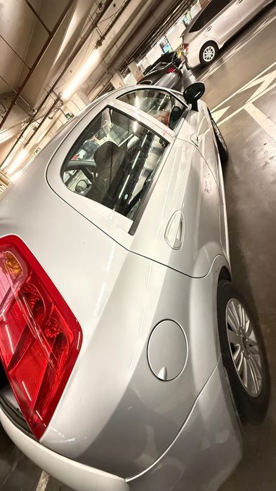 Fiat Punto bem conservado