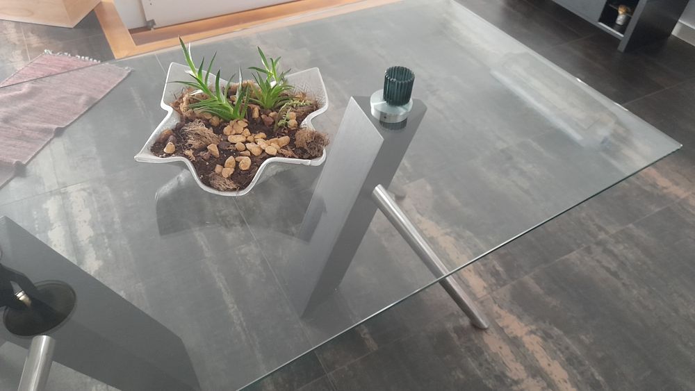 Mesa de jantar de vidro