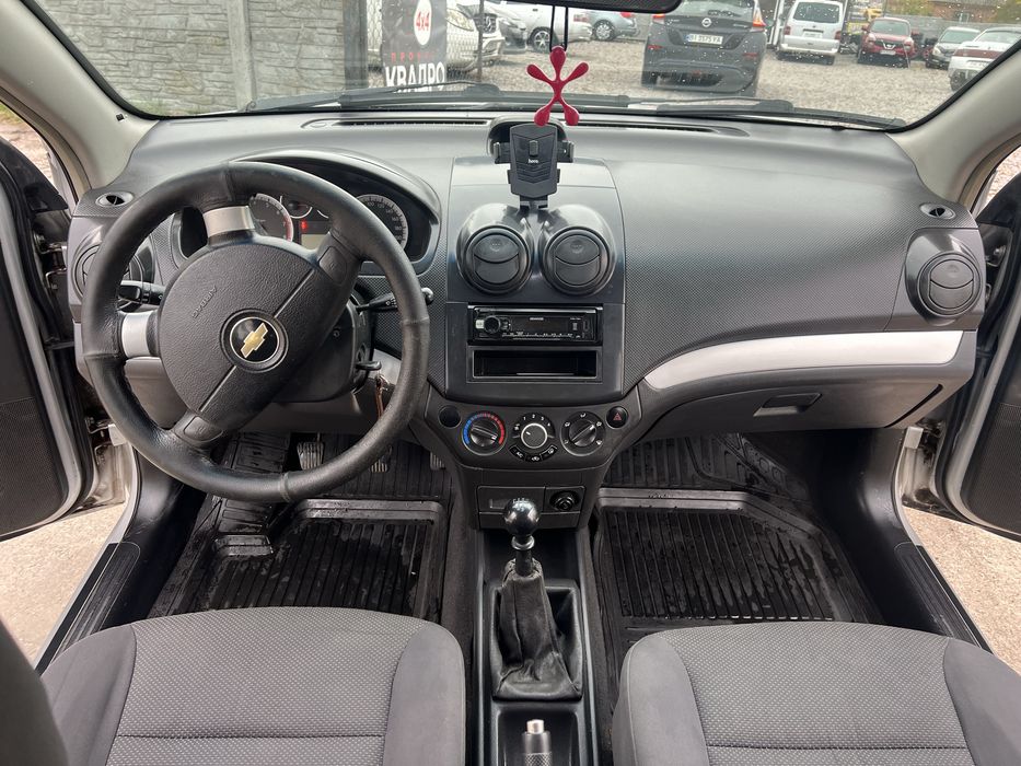 Шевролет авео 1.5 люксова