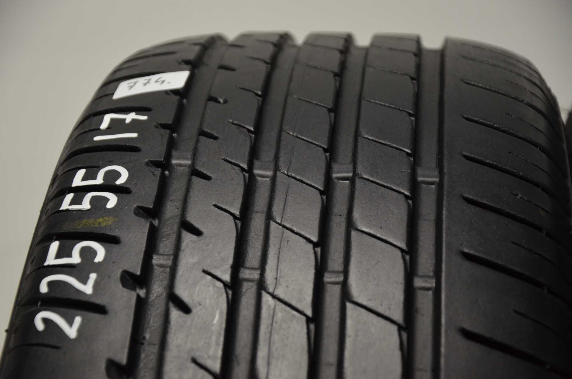 ROK 2022, 225/55 R17 Lassa Driveways Para nr774