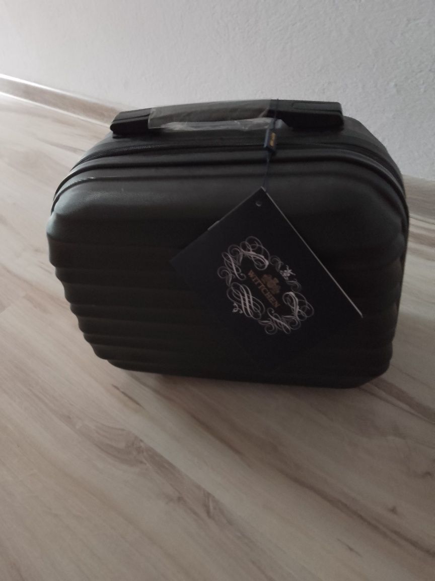 Kosmetyczka podróżna czarna Wittchen